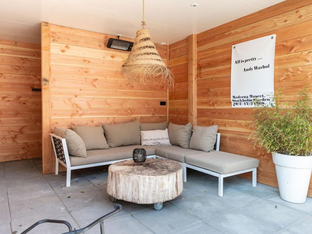 Cosy Holiday Home In Oostkapelle With A Garden Extérieur photo